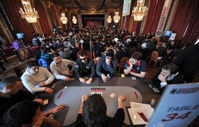 Les strategies de comportements dans le poker